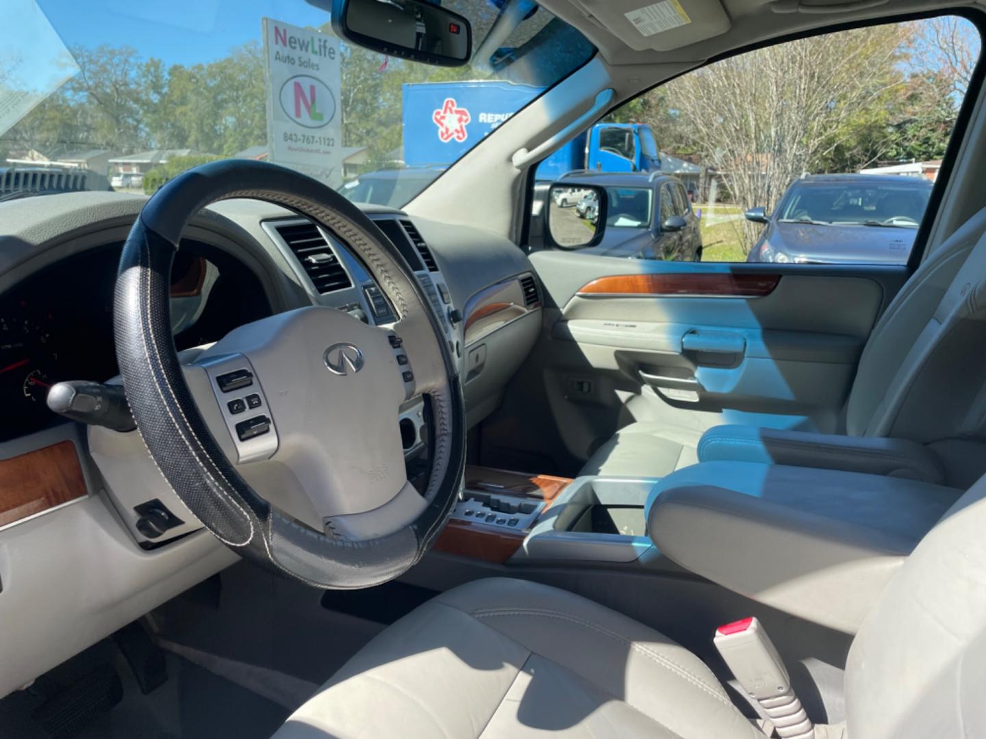 2008 WHITE INFINITI QX56 BASE (5N3AA08D18N) with an 5.6L engine, Automatic transmission, located at 5103 Dorchester Rd., Charleston, SC, 29418-5607, (843) 767-1122, 36.245171, -115.228050 - Photo#24